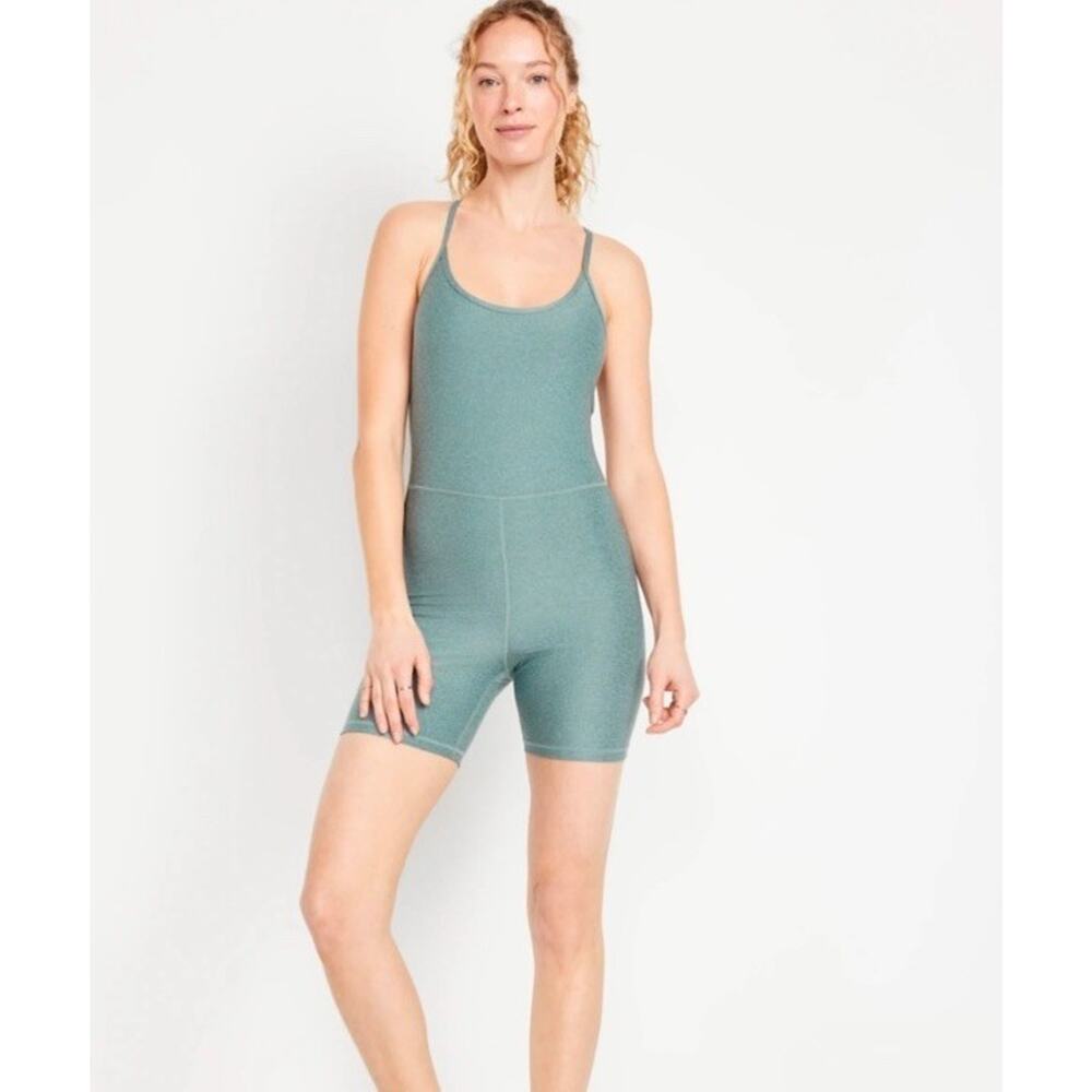 OLD NAVY Women’s Sage Active Cloud Racerback Bodysuit One Piece Romper Sz Medium